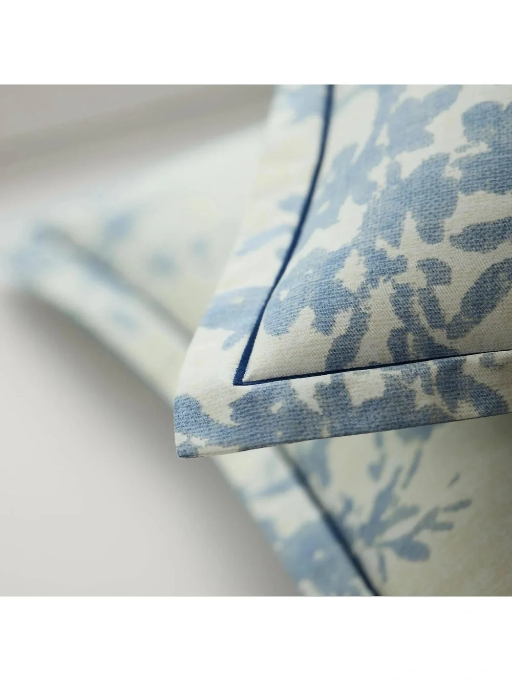 Lauren Ralph Lauren Eva Botanical 3-Pc Full/Queen Comforter Set, Cream/Blue